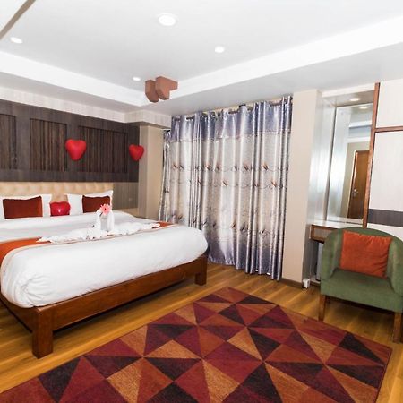 Hotel Marinha Katmandu Kültér fotó
