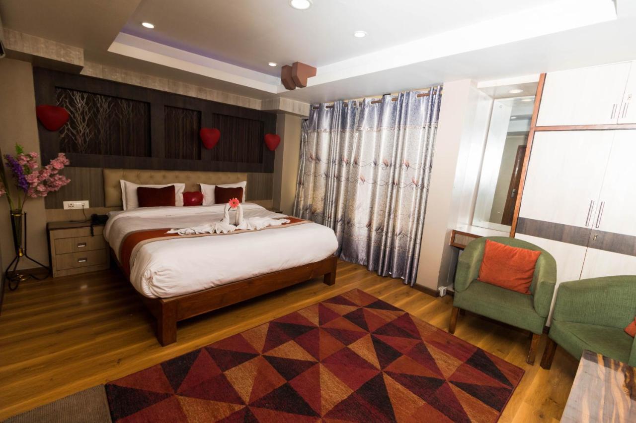 Hotel Marinha Katmandu Kültér fotó